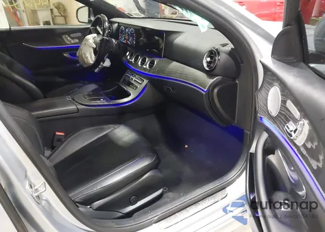 2021 Mercedes-Benz E 350 4Matic z USA, uszkodzony, nr VIN W1KZF8EB6MA919327